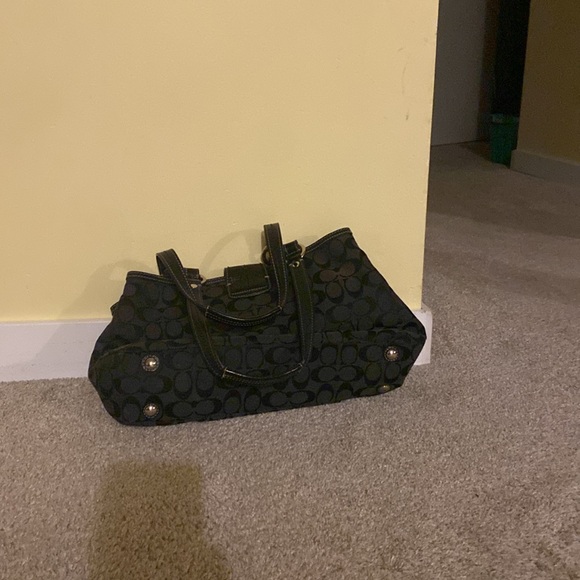 Big black Coach hand bag - Picture 2 of 2